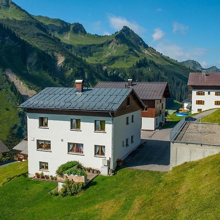 Haus Furka Hotel Damuels Ngoại thất bức ảnh