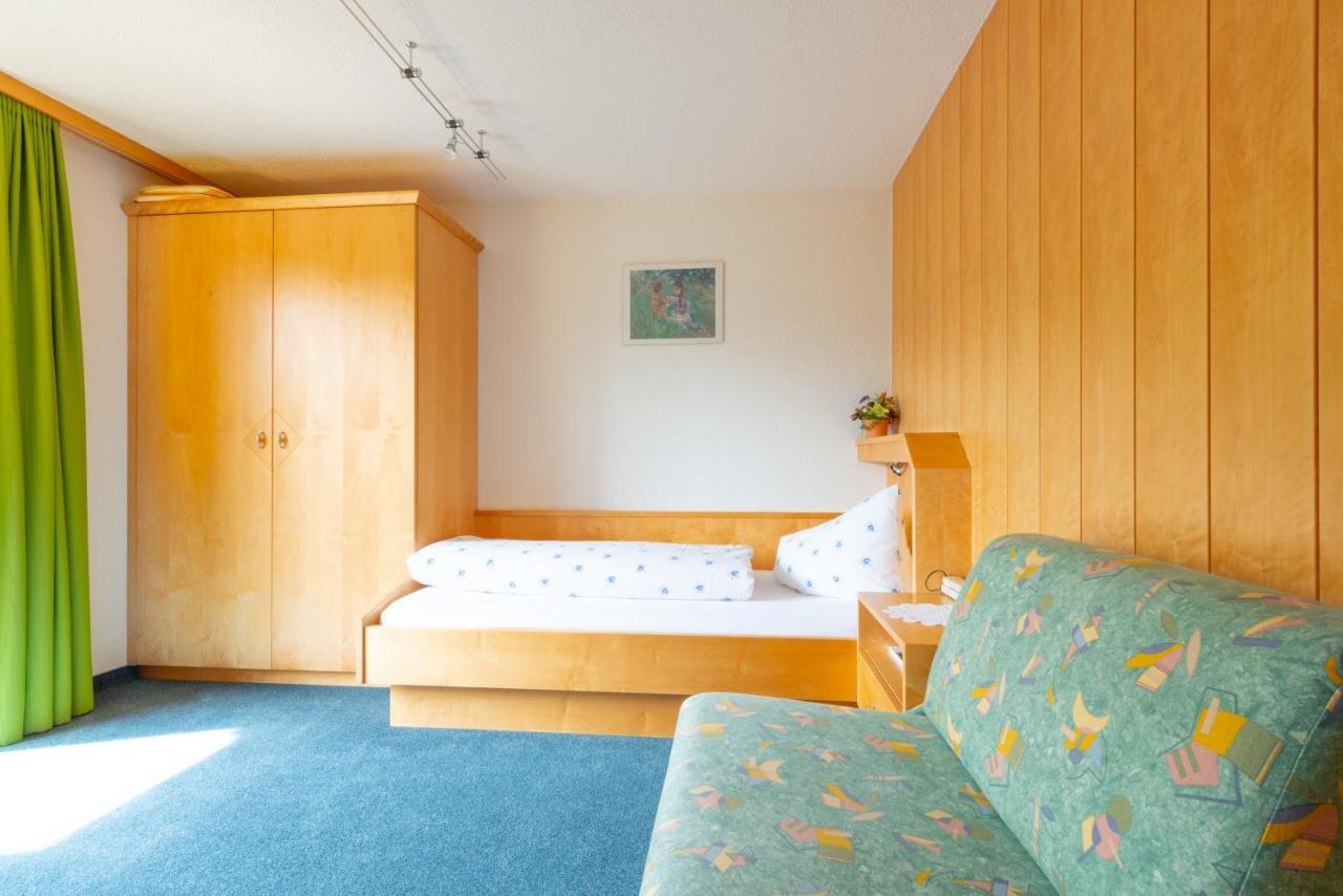 Haus Furka Hotel Damuels Ngoại thất bức ảnh