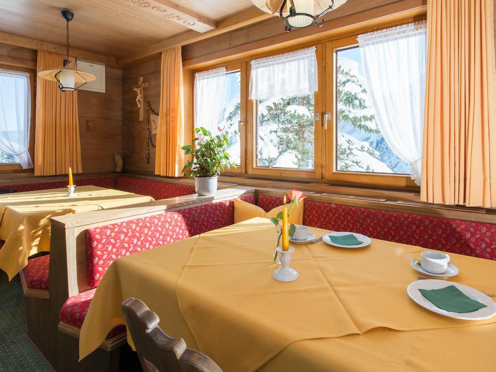 Haus Furka Hotel Damuels Ngoại thất bức ảnh